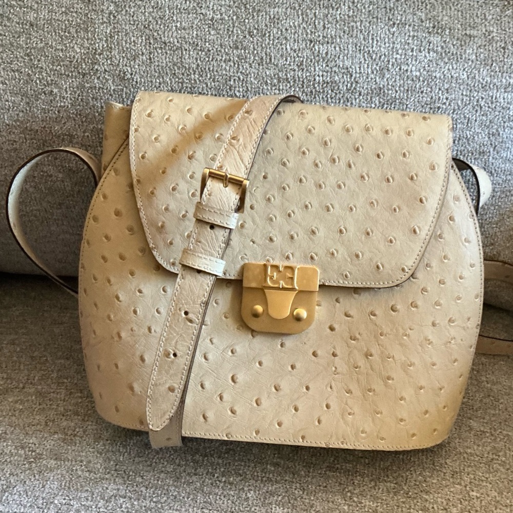 ESCADA🔥GO OUT🔥leather bag🔥